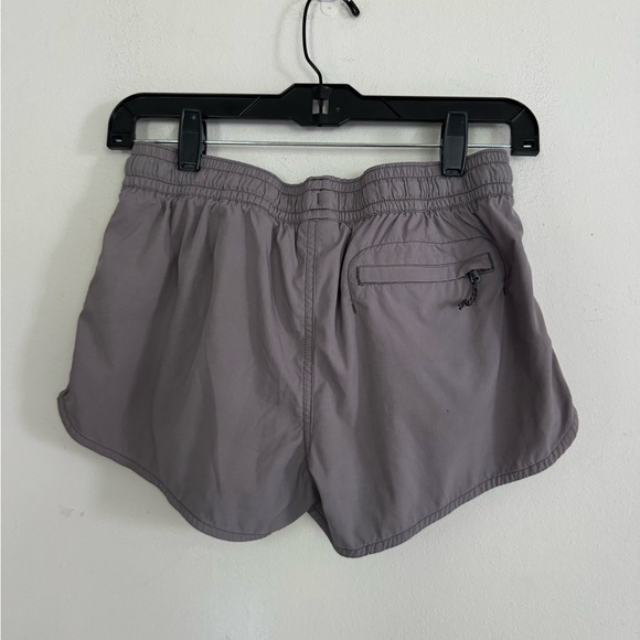 Patagonia Womens Gray Running Athletic Shorts, Size 2 - Picture 6 of 6